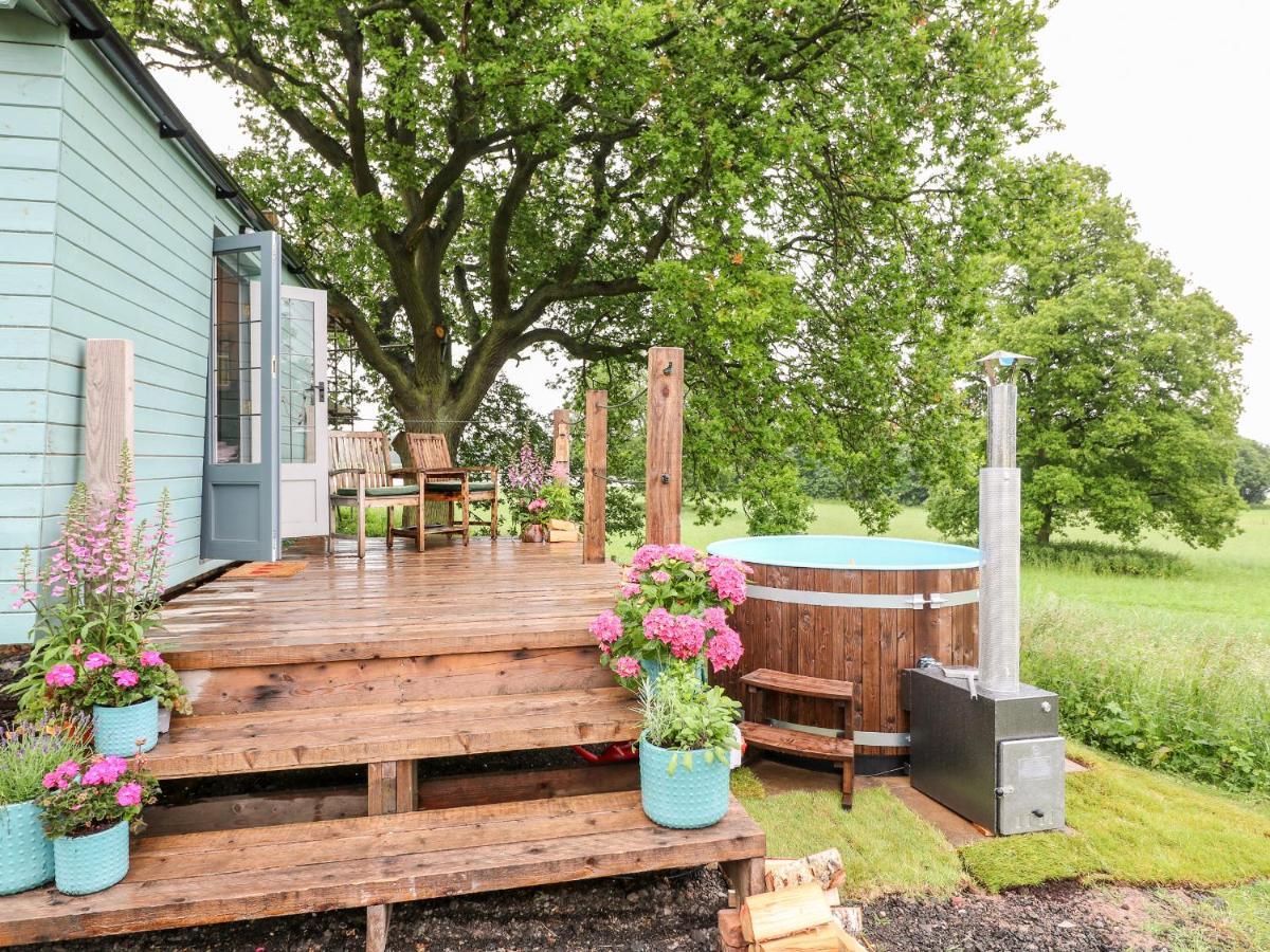 The Lazy Mare By The Water Vila Rugeley Exterior foto